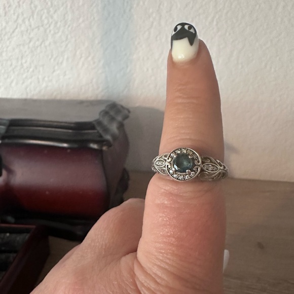 Custom Design Sapphire and diamond Ring Size 8 - Picture 2 of 3